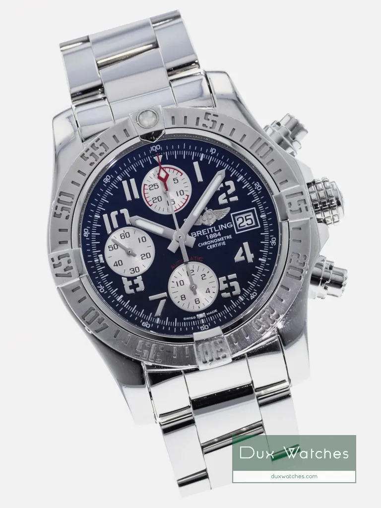 Breitling Avenger II ref A13381 DR01551
