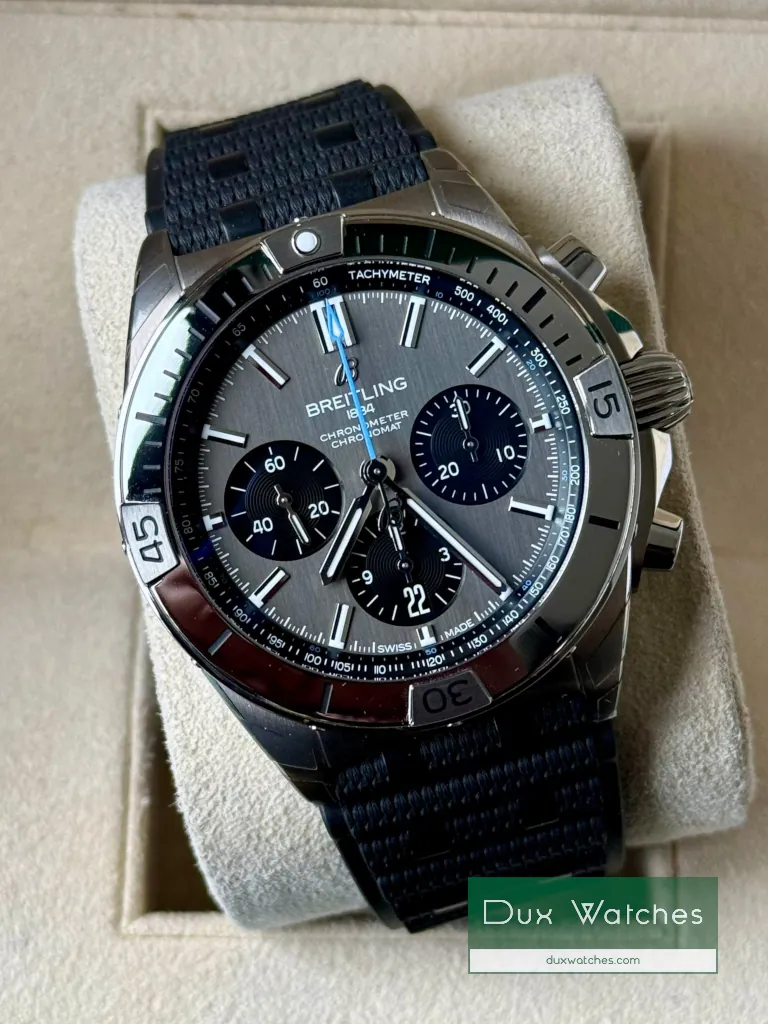 Breitling Chronomat B01 ref EB0134 DR01758