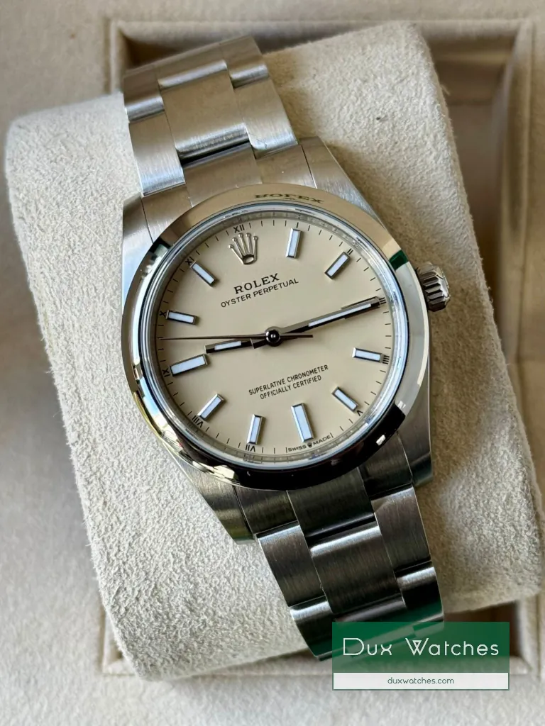 Rolex Oyster Perpetual 34 ref 124200 Dux Watches DR02082